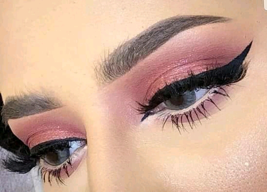 حلاقة وتجميل