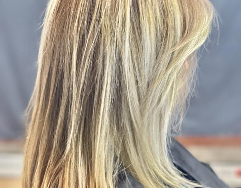 Balayage correction de couleurs coupes tendance et esthétique