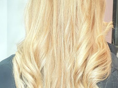 Coiffeuse esthéticienne